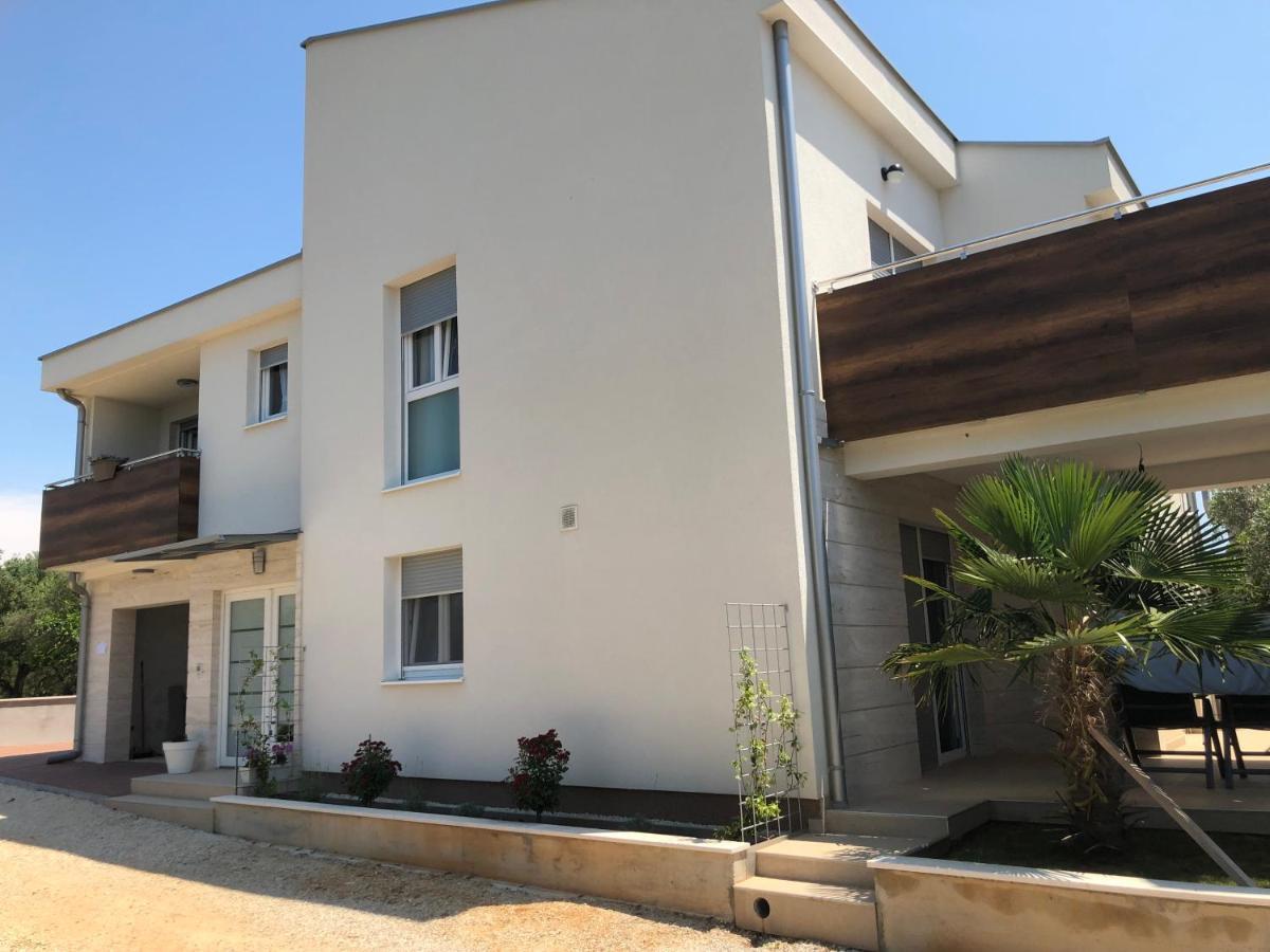 Apartmani Gavran Sukošan 외부 사진